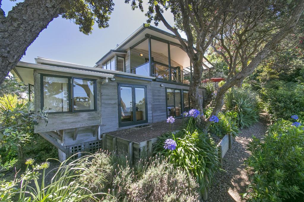 Beachfront Enclosure Bay - Waiheke Unlimited Oneroa Bagian luar foto